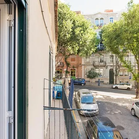 Flh -campo De Ourique Modern Duplex Апартаменты